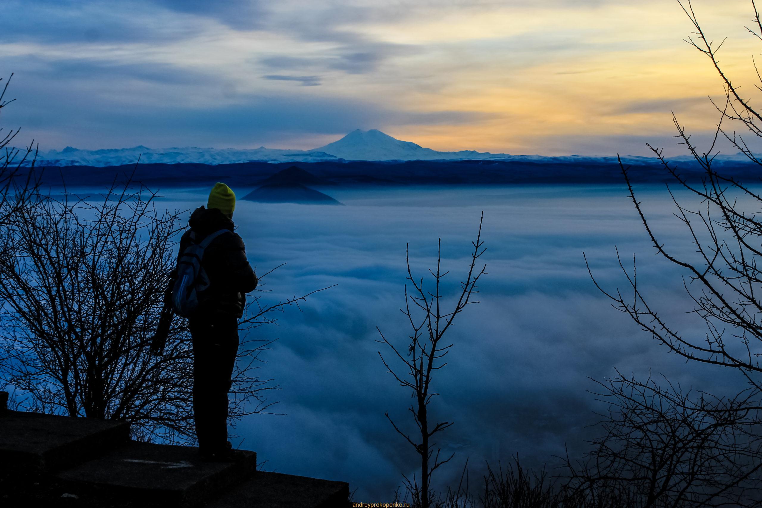 На вершине Машука во время низкой облачности