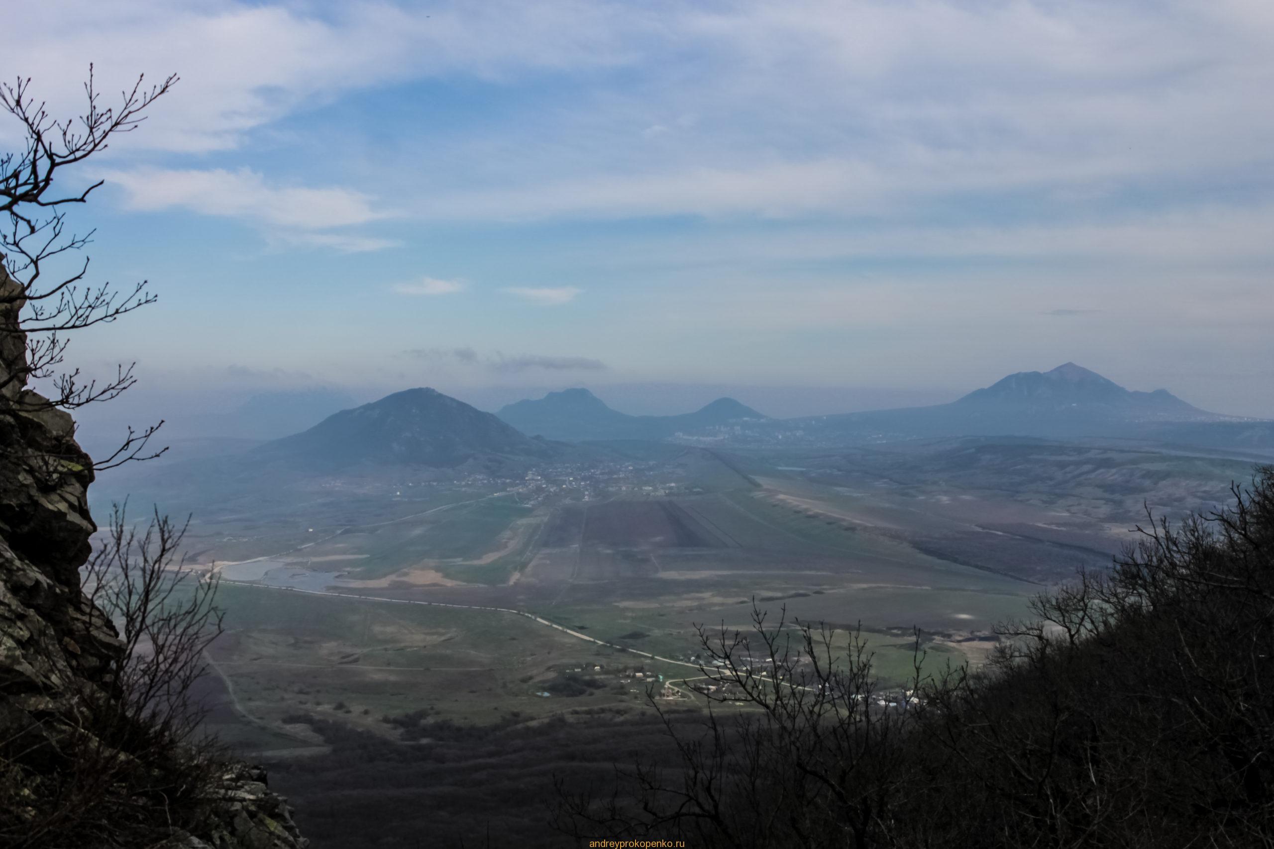 Гора Верблюд. Шикарный вид на окрестности КМВ