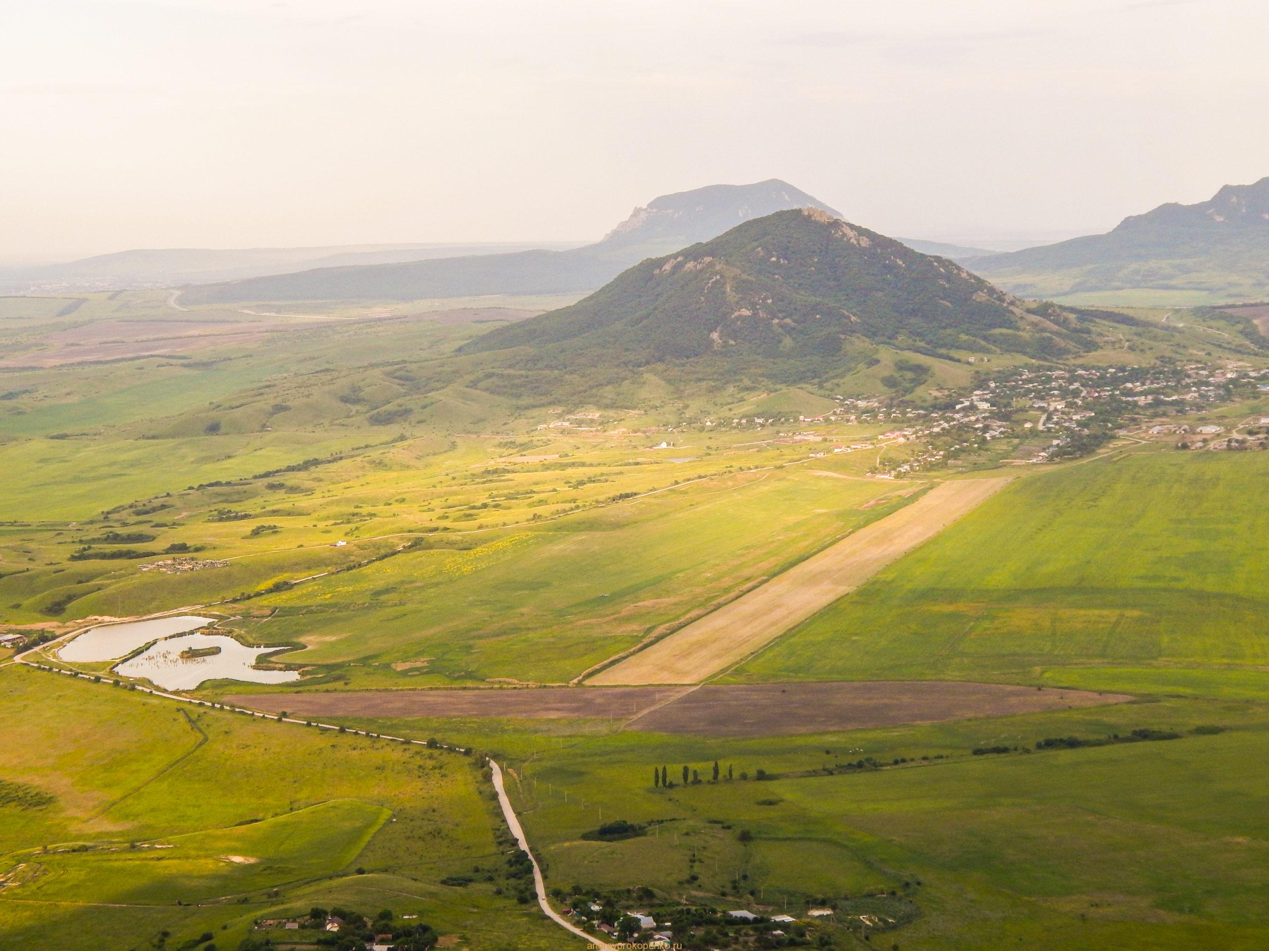 Поход на гору Верблюд на КМВ. Лето, цветы, облака