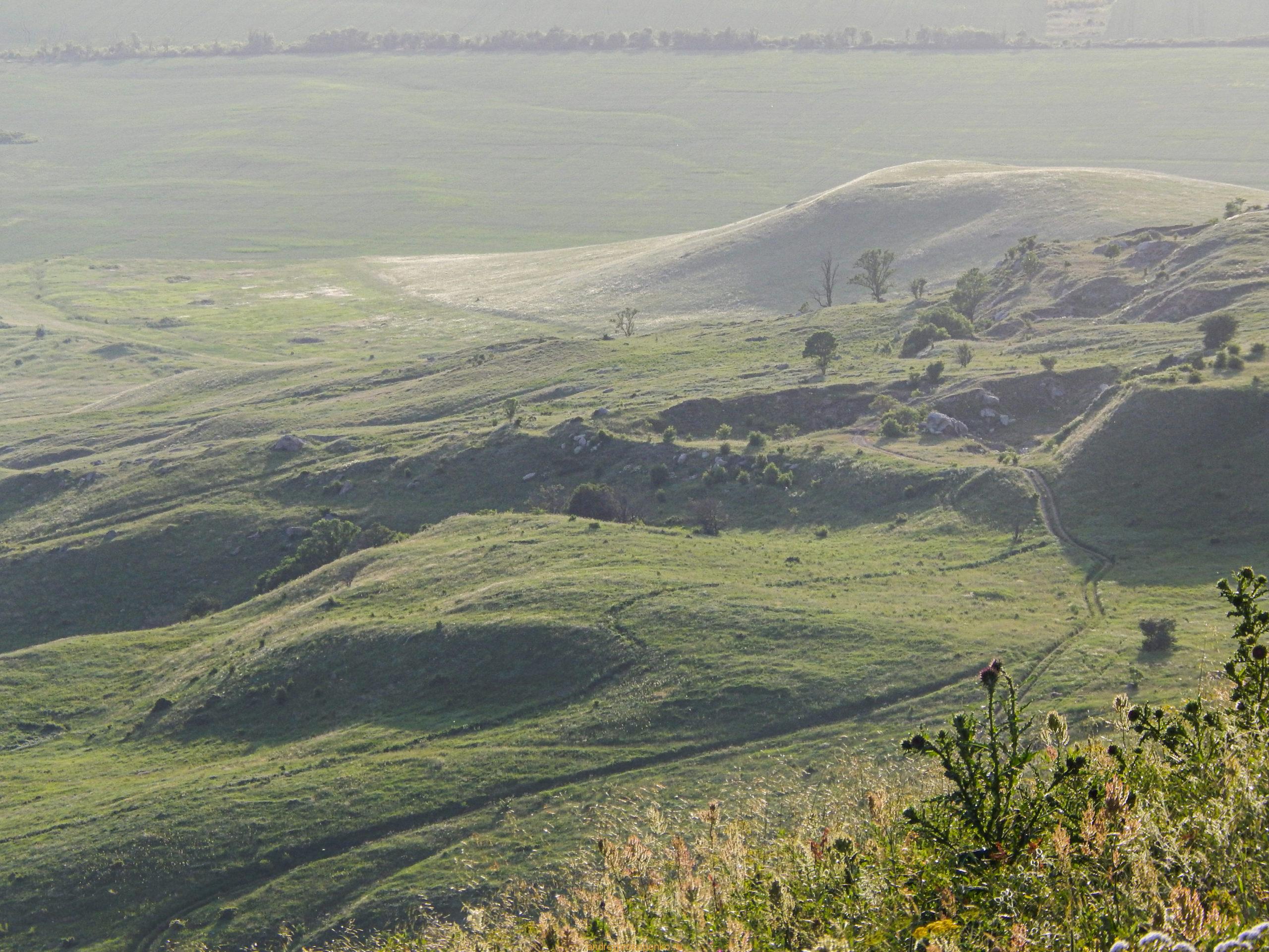Поход на гору Верблюд на КМВ. Лето, цветы, облака
