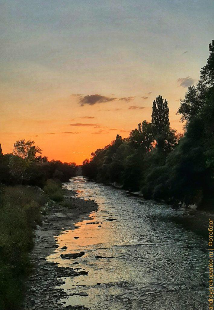 Почти осенняя прогулка по Пятигорску. Старинные дворики курортного городка