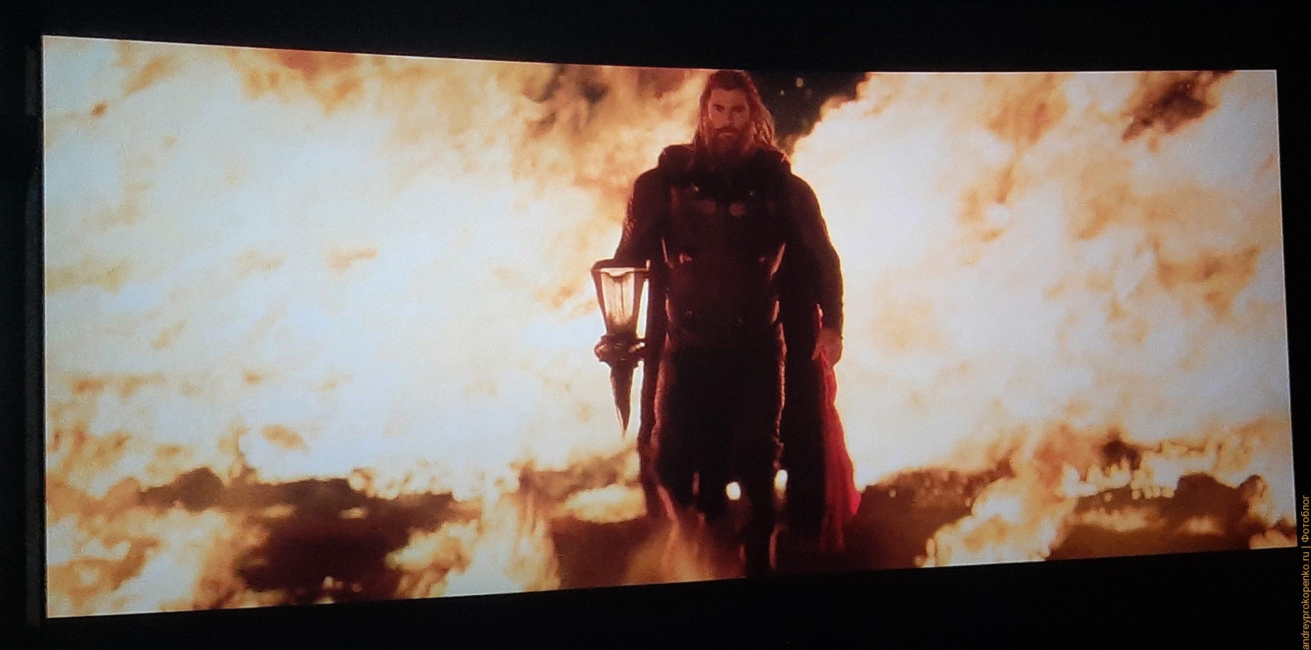 Тор: Любовь и Гром. Просмотр в кинотеатре. Мой отзыв