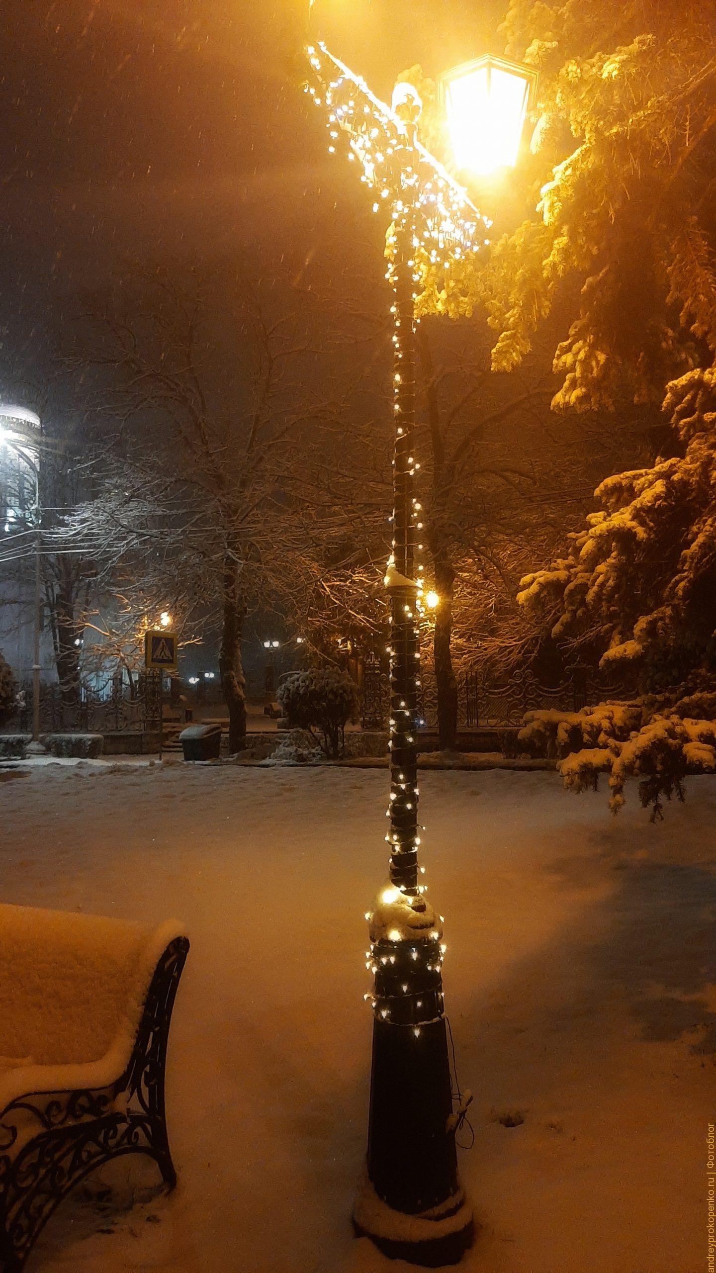 Легендарный парк Цветник во время снегопада. Прогноз погоды такого не обещал