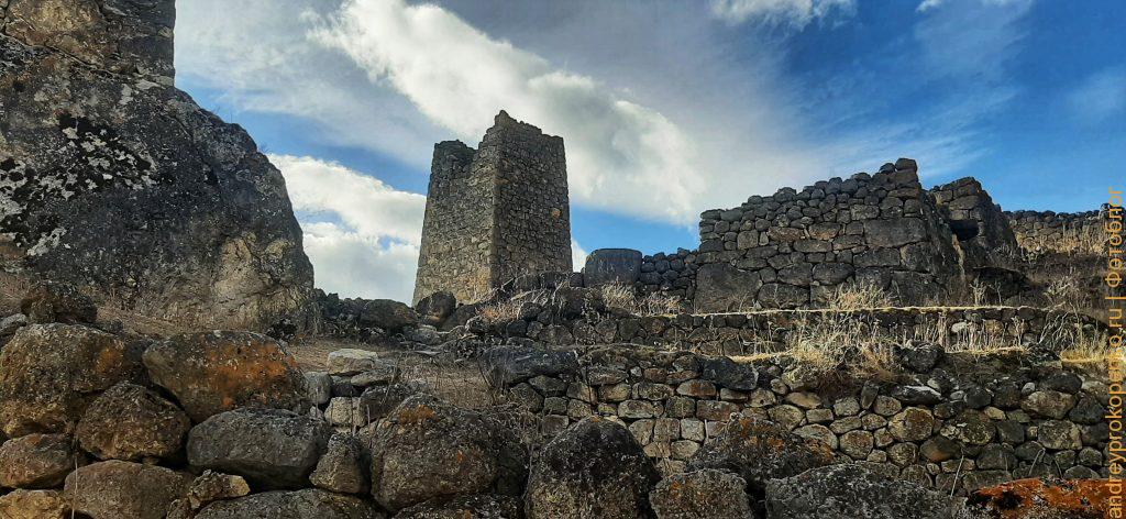 Поездка к древностям Северной Осетии. Старинное село Цмити