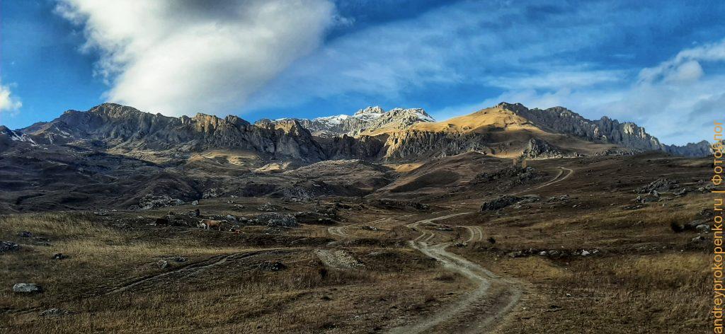 Поездка к древностям Северной Осетии. Старинное село Цмити