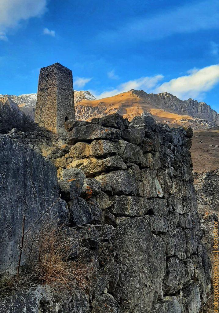 Поездка к древностям Северной Осетии. Старинное село Цмити