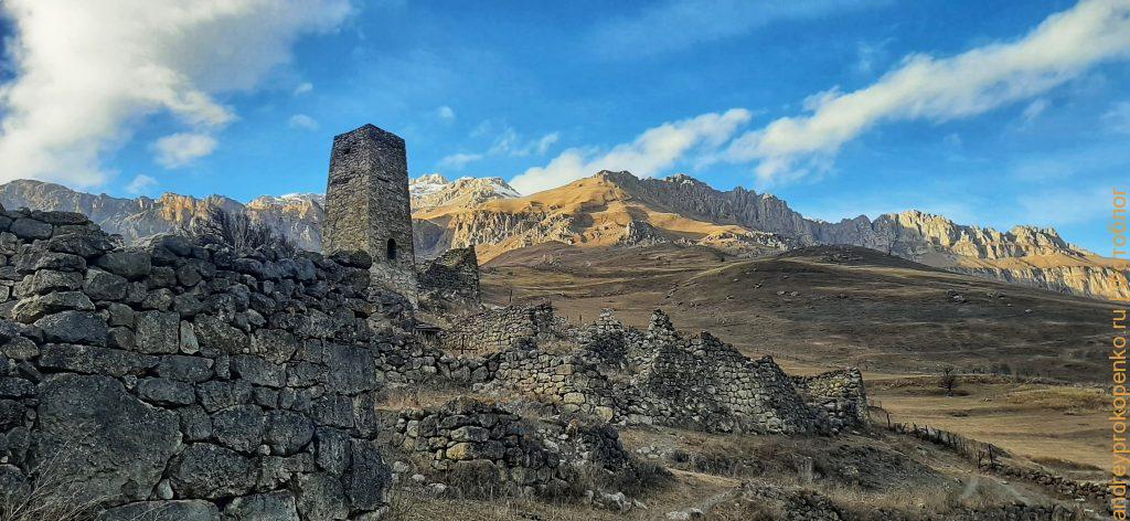 Поездка к древностям Северной Осетии. Старинное село Цмити