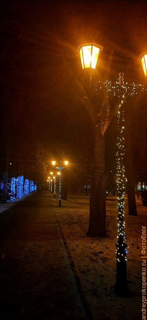 Ночь и фонари в Пятигорске / фото дня