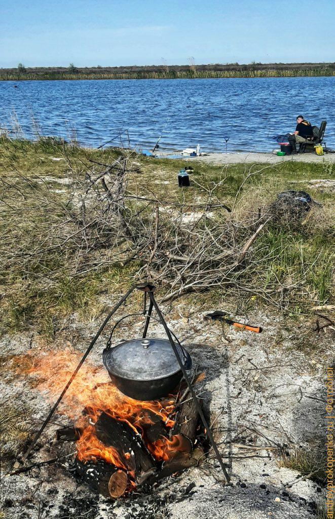 Готовим вкуснейшую уху на рыбалке в Калмыкии