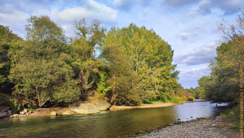 Осенняя прогулка по берегу Подкумка в Пятигорске