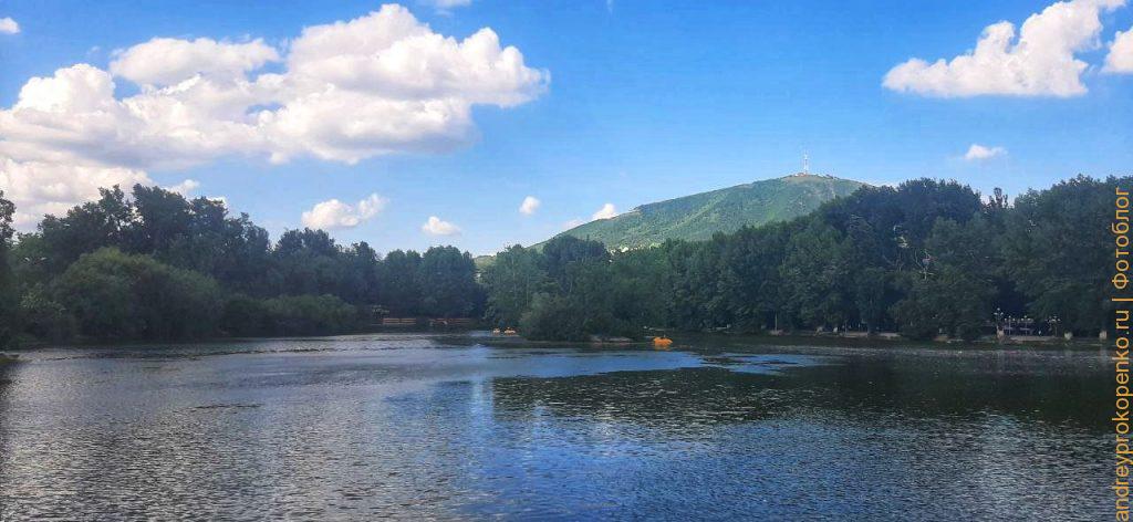 Прогулка около озера в Пятигорске