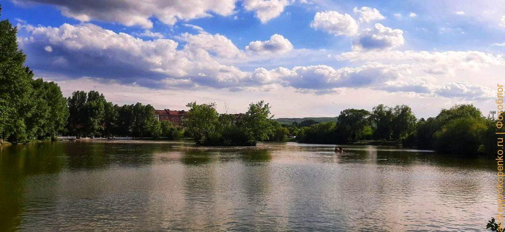 Прогулка около озера в Пятигорске