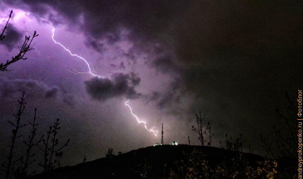 Молнии на горе Машук в Пятигорске