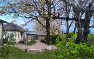 Домик Лермонтова в Пятигорске весной